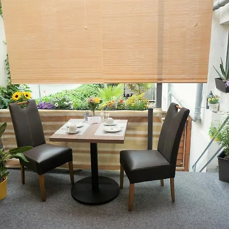 扬凡韦特酒店 酒店 科布倫茨